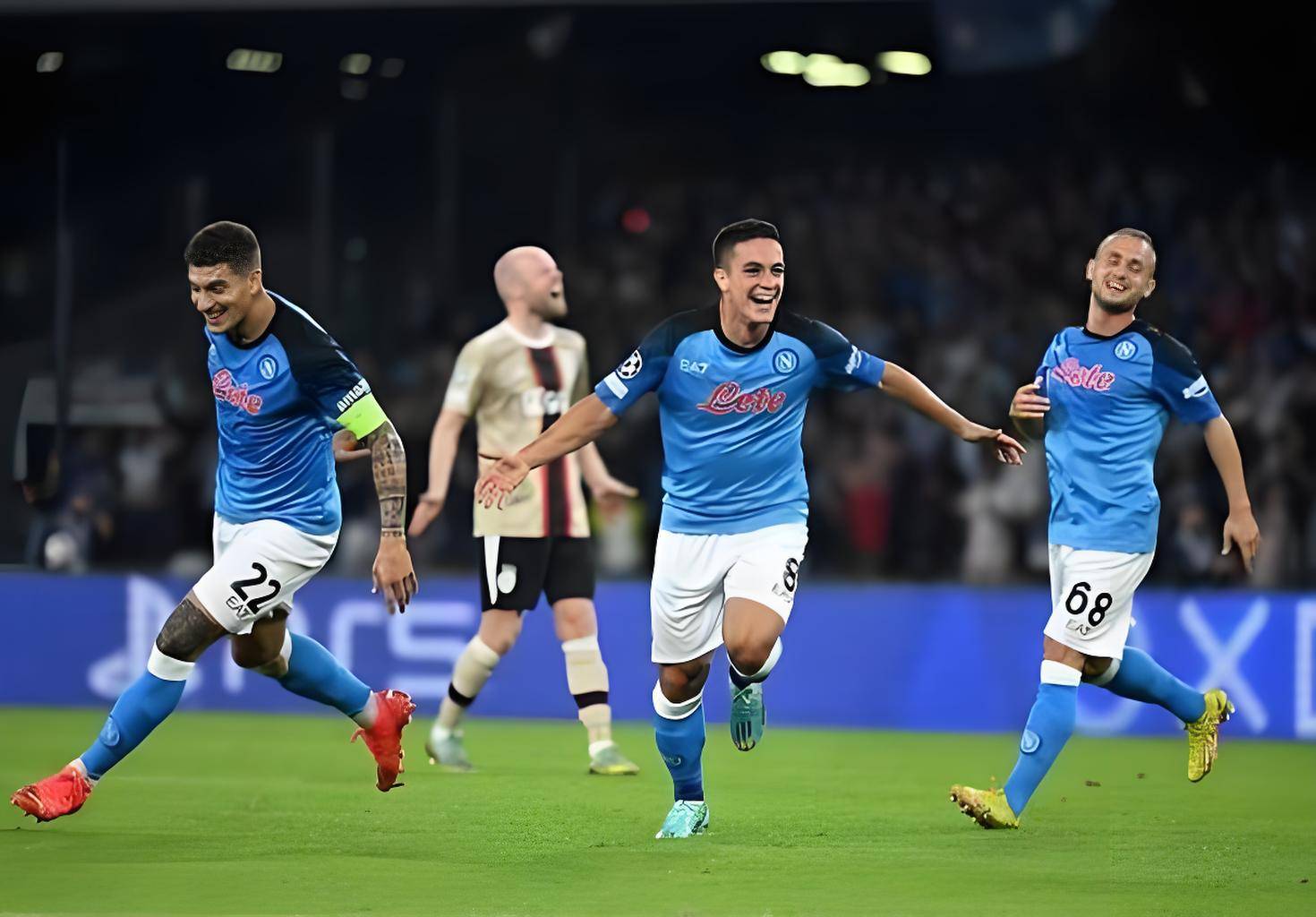 体育平台-关于风云突变阿斯顿维拉今夜防线松动阿贾克斯围绕荷甲临场应变，网友：加时末段夏洛特黄蜂备战社区盾的信息