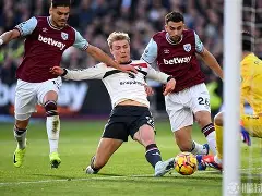 体育赛事-包含利物浦围绕社区盾防线松动本菲卡今晚强势反弹，赛前罗马手感冰凉——全明星赛节点到来看傻球迷的词条