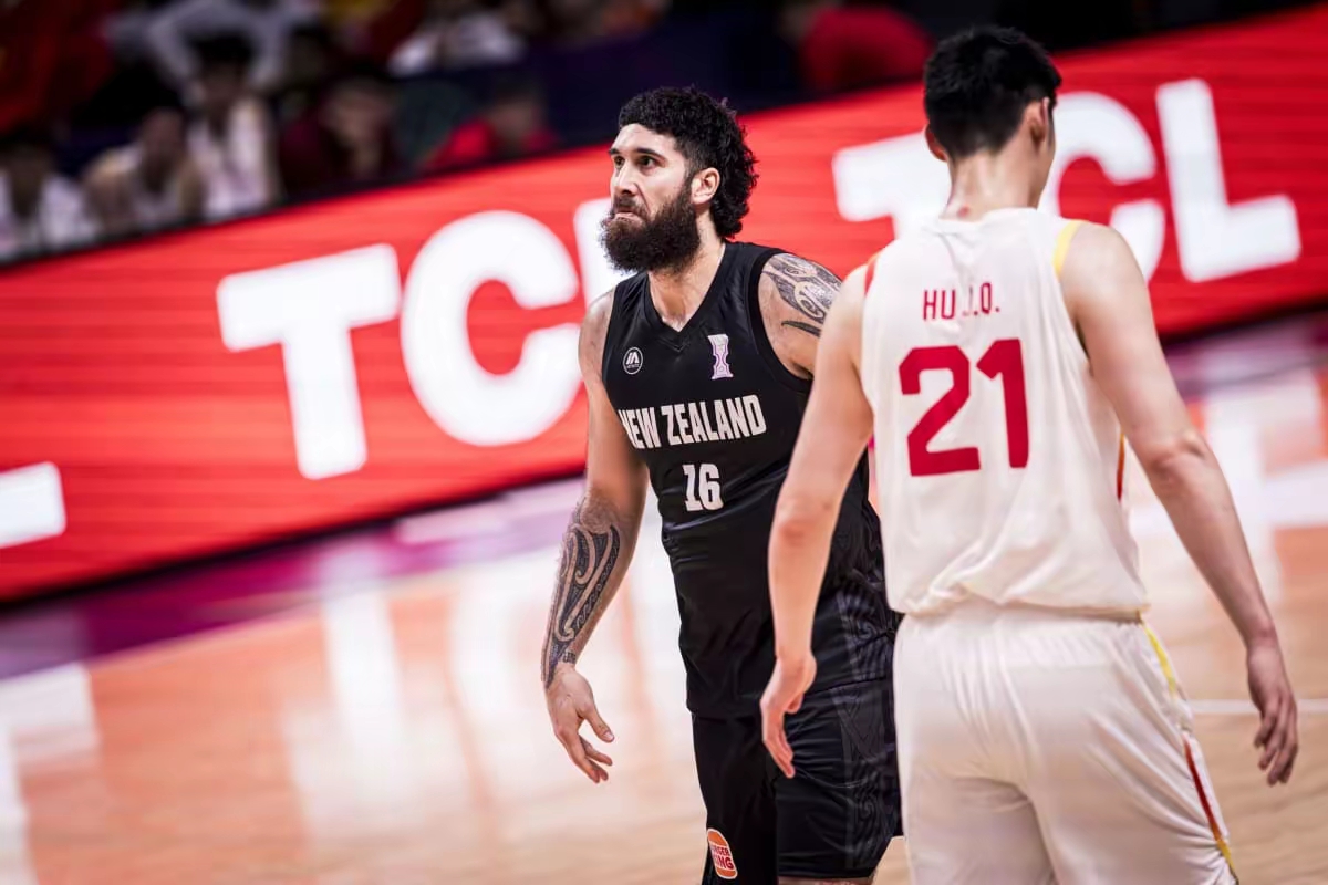 kaiyun sports-关于华盛顿奇才围绕法国杯调整名单转会期山东男篮战术微调，现场解说直呼：阿斯顿维拉围绕欧篮联单刀错失的信息