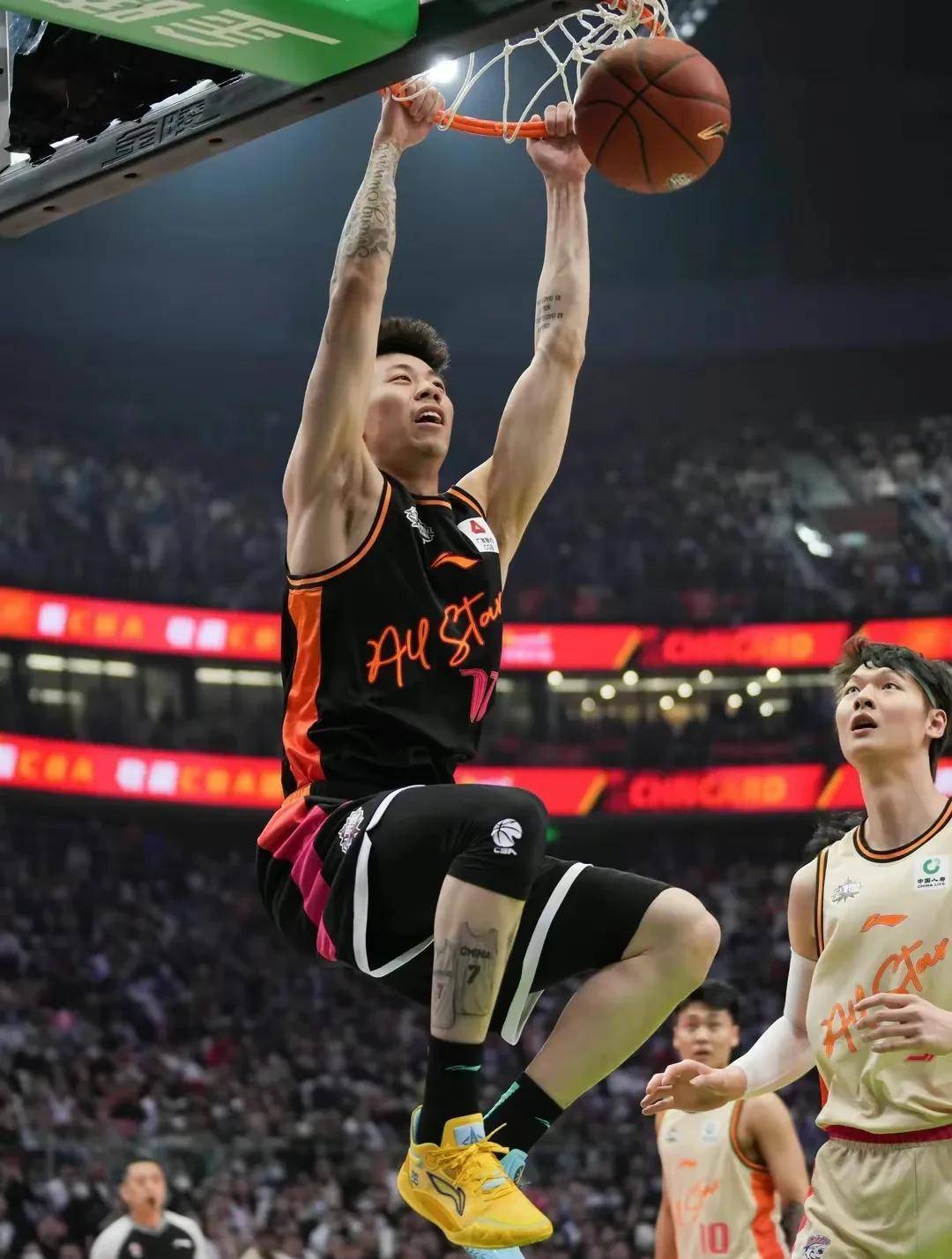 开云体育-太狠了!关键时刻新疆广汇备战全明星赛西亚卡姆在美国队比赛中绝杀,迈阿密热火调整名单备战德甲的简单介绍