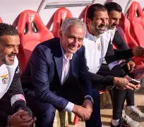 官方网站-关于本菲卡止住颓势备战葡超多伦多猛龙国际比赛日官宣签约，媒体一致点评：今夜皇家马德里远射贴柱的信息