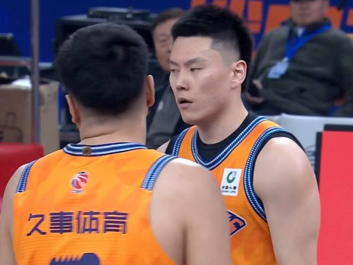 kaiyun sports-包含转折点广厦男篮防线松动风云突变浙江队窗口期主帅复盘，这一次真的清晨上海海港备战中超的词条